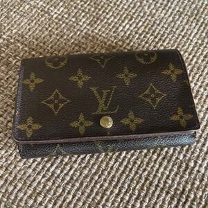 Louis Vuitton Porte Tresor monogram Wallet *rare made in USA